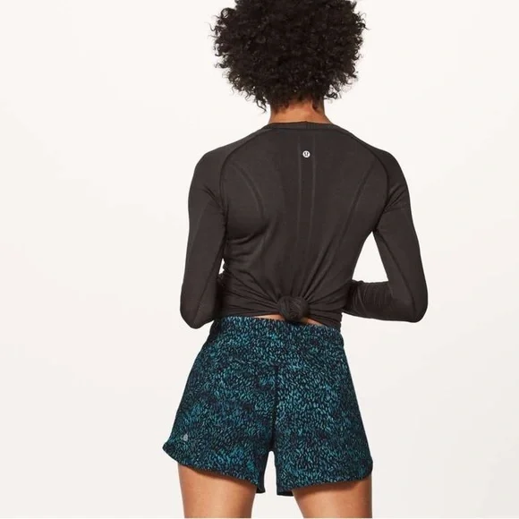 Lululemon Tracker Short V *4" - Picture 2 of 6